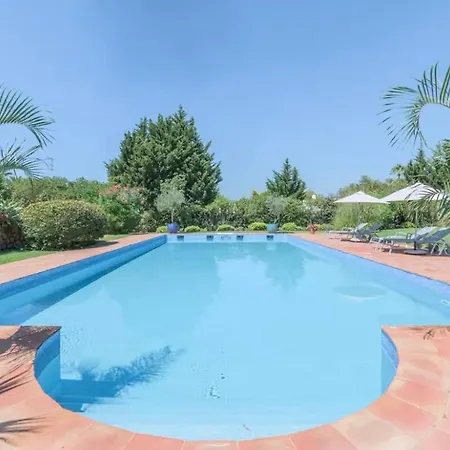 Cliffside Paradise Algarve Villa *